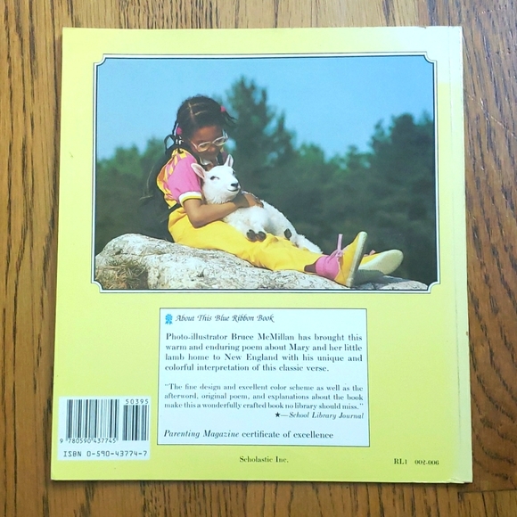 Mary Had A Little Lamb By Sarah Josepha Hale Vintage Paperback Children's Book - Picture 2 of 6